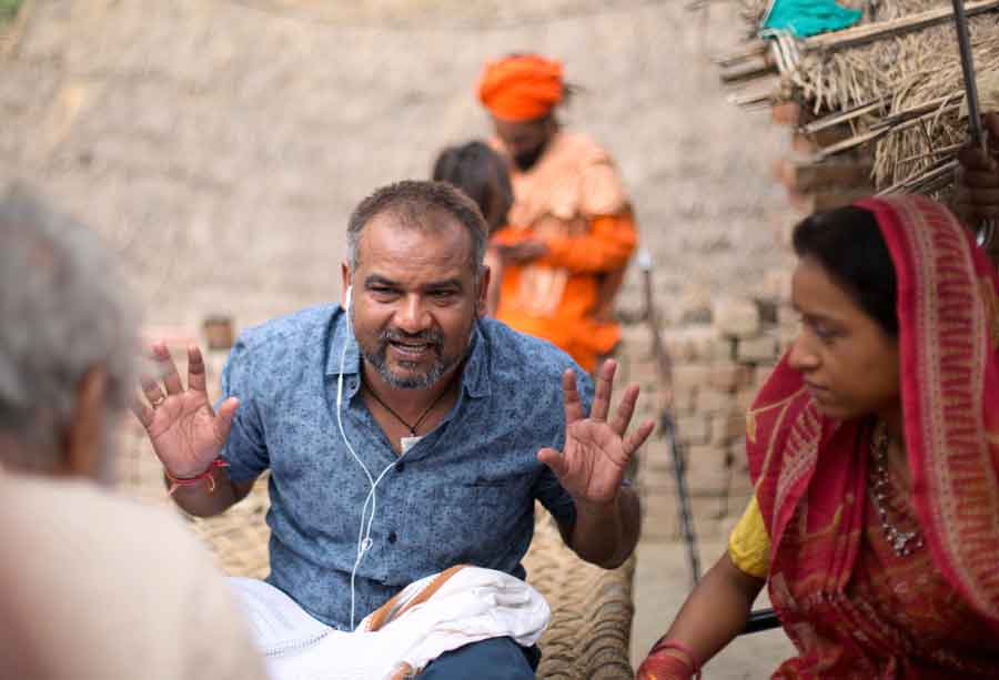 KADVI HAWA (DARK WINDS)